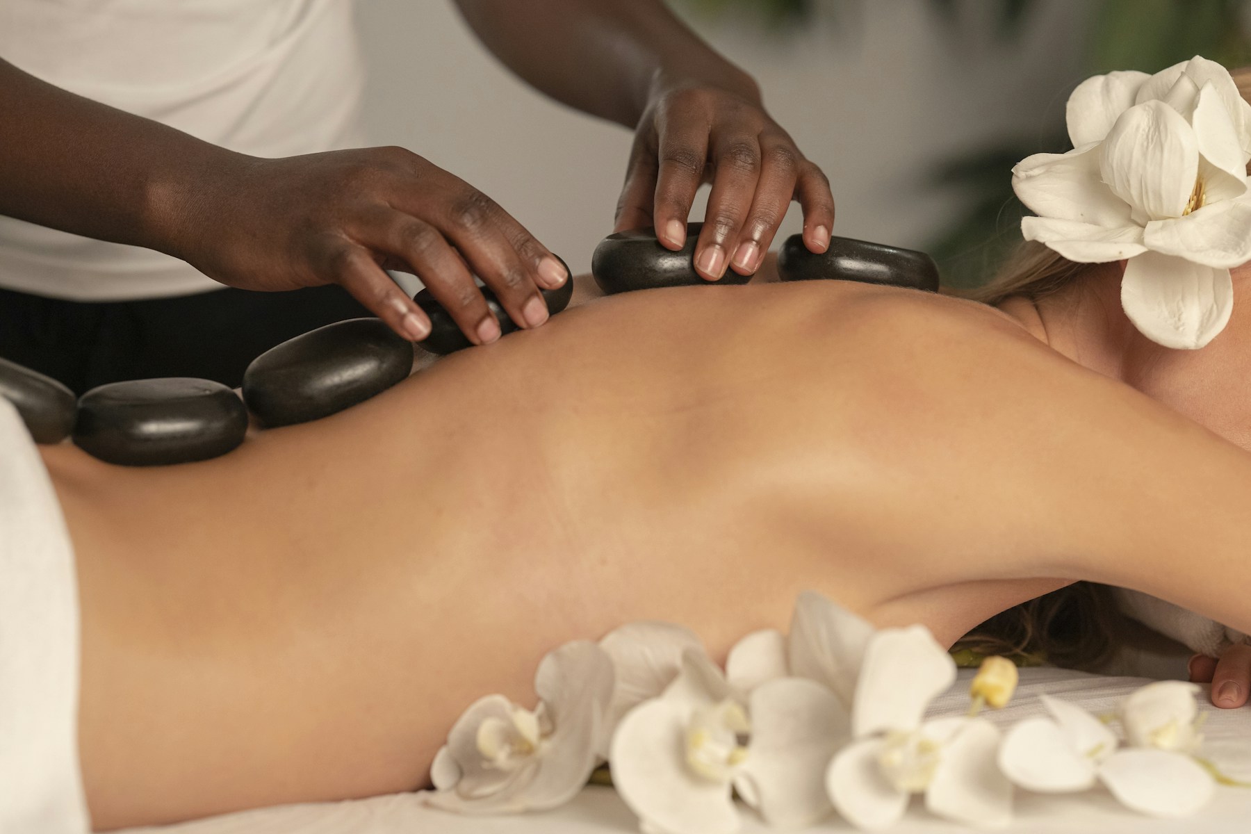 Hotel spa massage service
